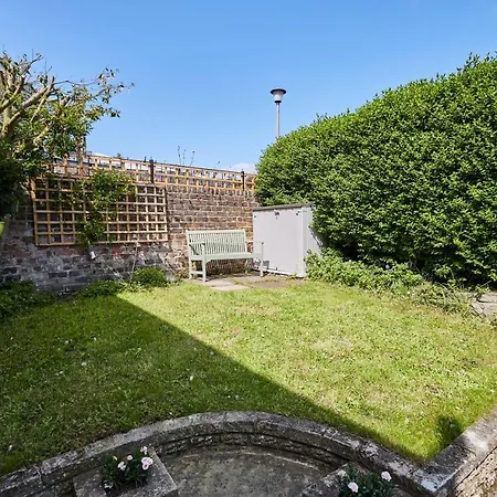 Host&stay - Hope Semesterbostad *